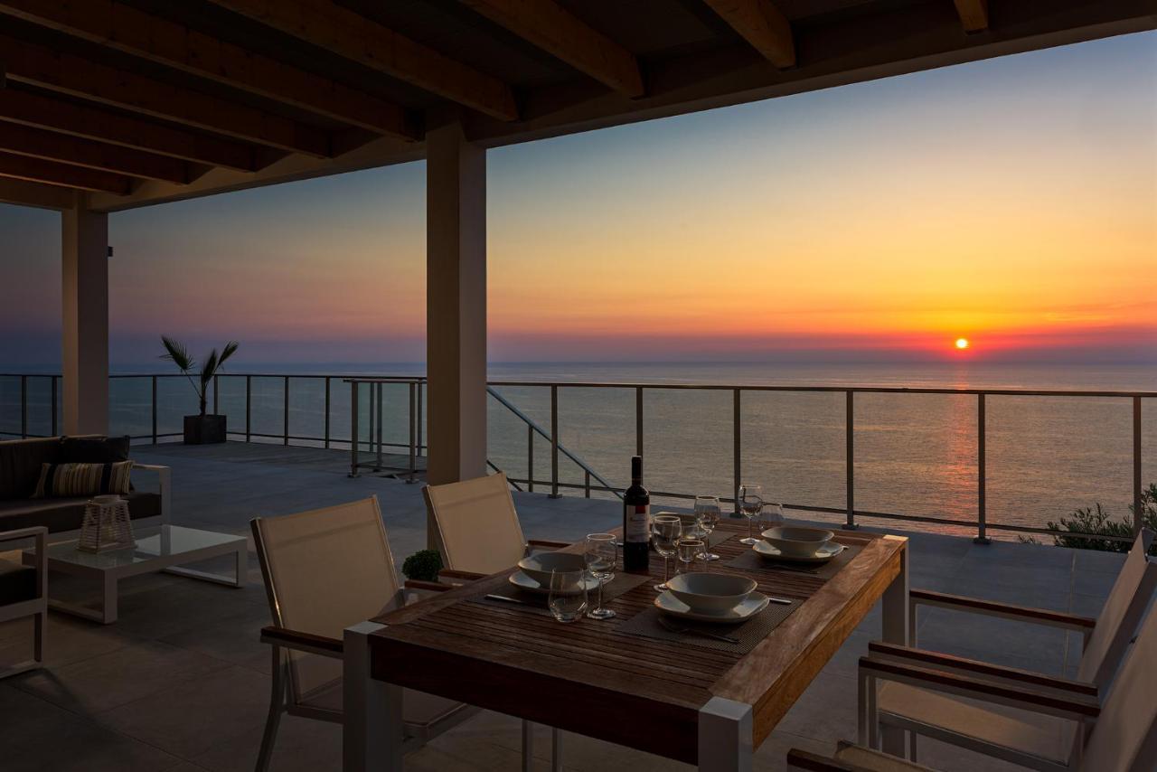 Kathisma Bay Villas - Luxury Villas- Villa Oceanos Kalamítsi Exteriör bild